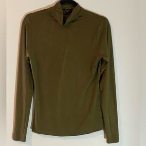 RW&CO long sleeve top